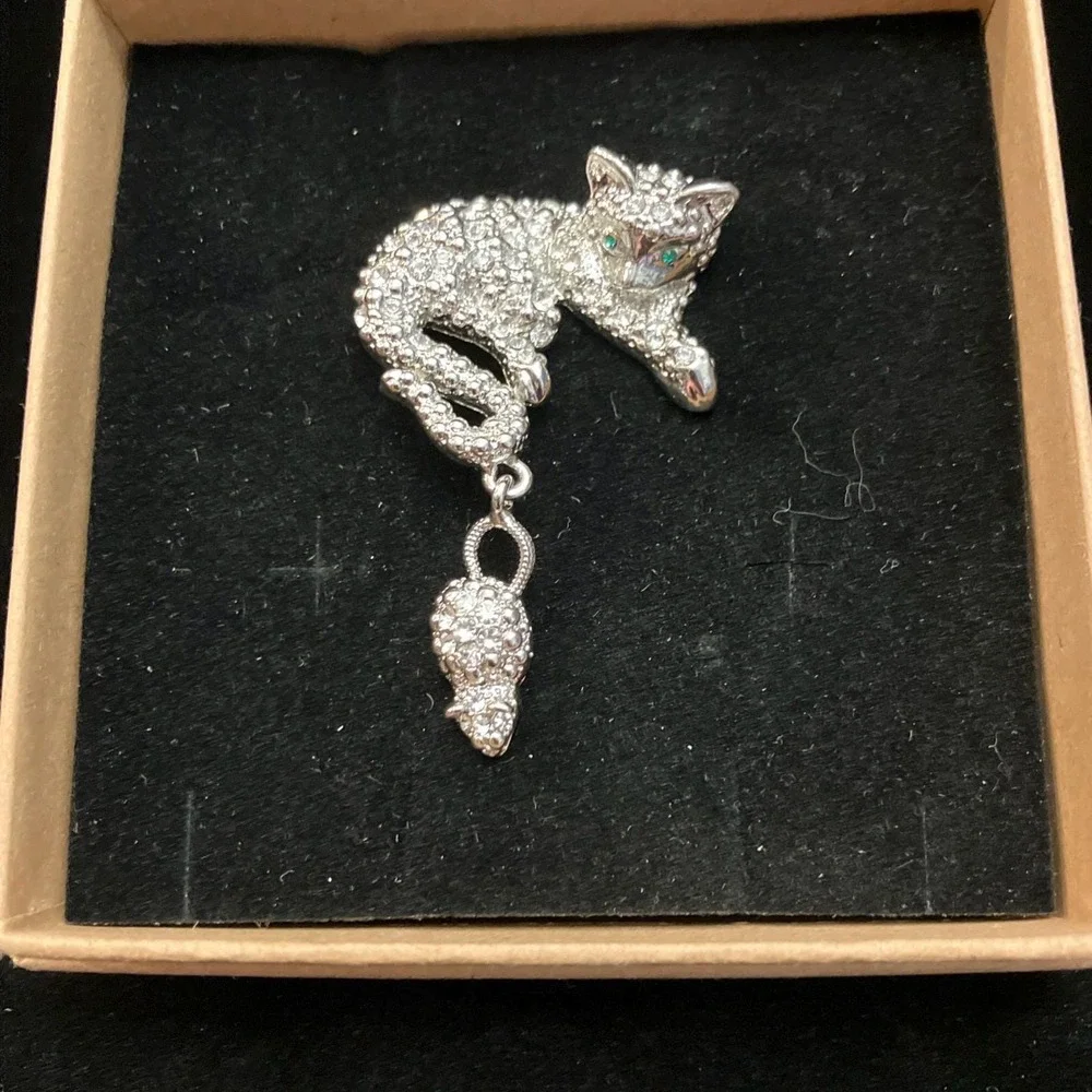 VTG Cat & Mouse Brooch Silver Tone Clear Pave Rhinestone Crystal Pin Green Eyes